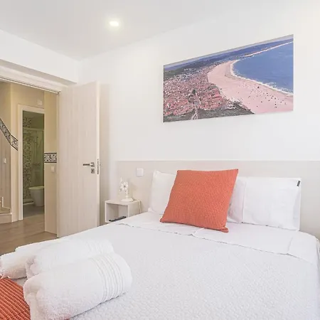 T2 Duplex Coral House Apartment Nazare