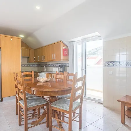 Apartamento T2 Duplex Coral House *